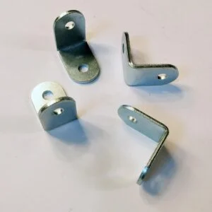 1x1 steel bracket